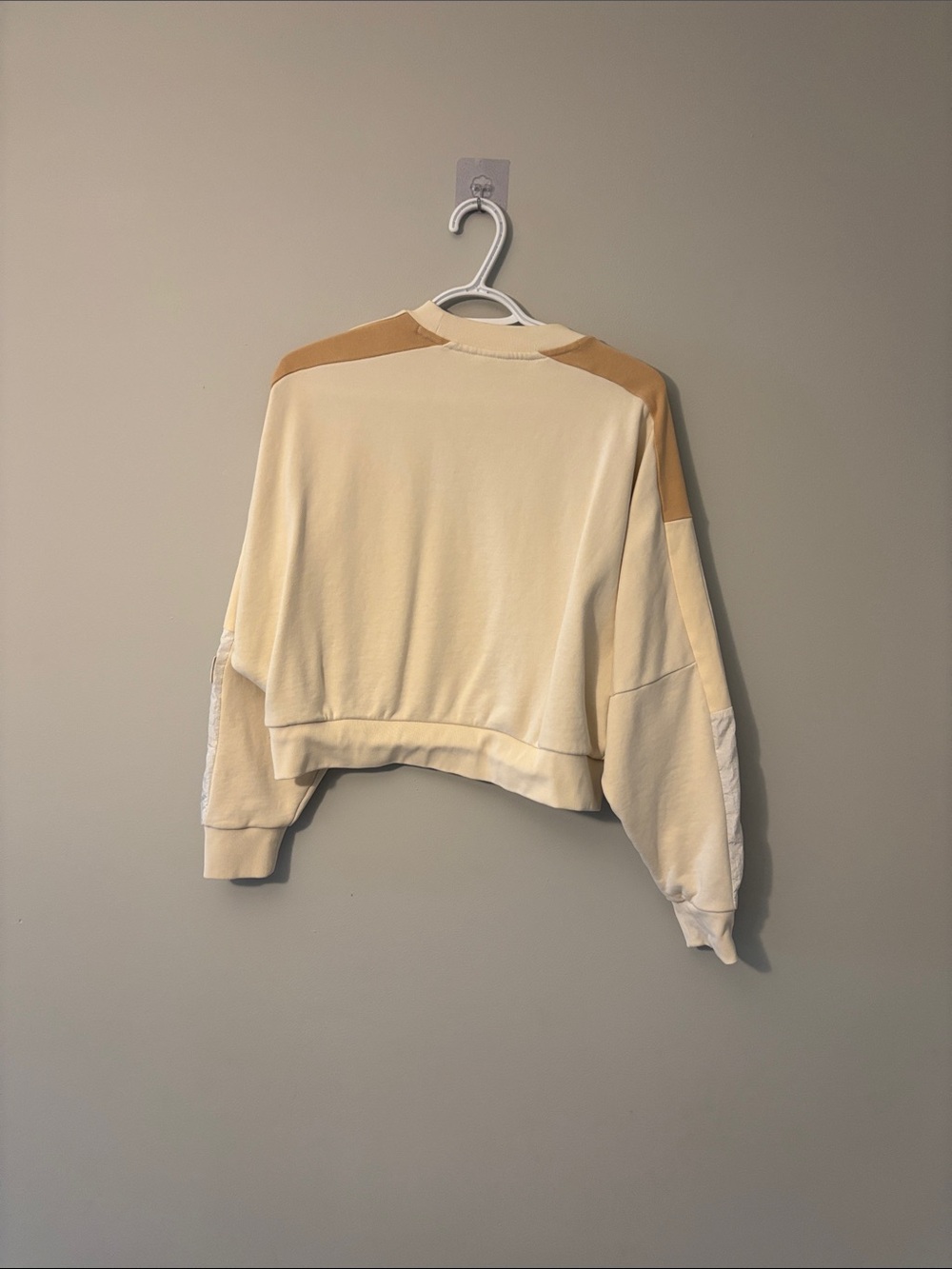 adidas Cream & Tan Cropped Crewneck Sweatshirt with Stripes - Picture 7 of 9